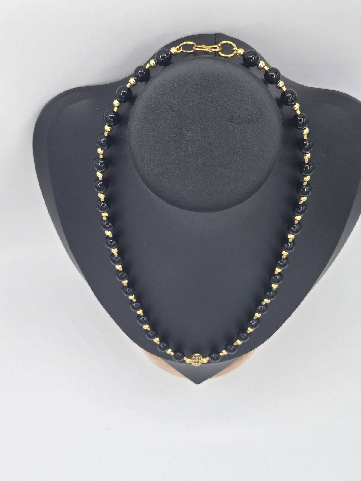 KRE PRIME women’s 8-inch Midnight Gleam beaded necklace with shiny black beads, stylish jewelry accessory for women.