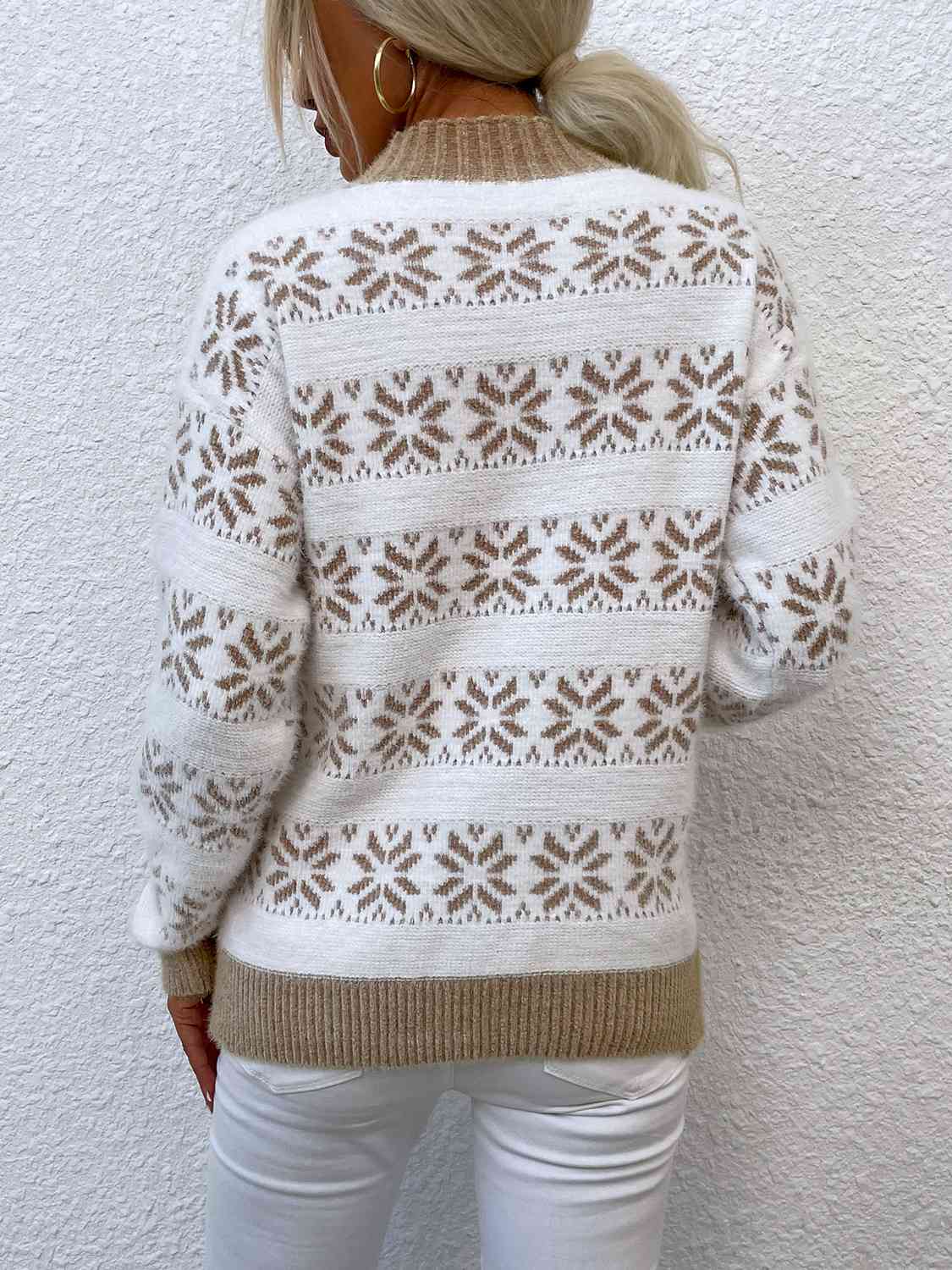 KRE Prime Women Snowflake Pattern Mock Neck Sweater - KRE Prime